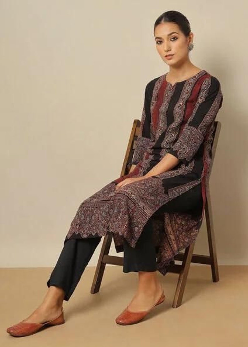 Handblock Ajrak Print Cotton Straight Kurta/Women Ethnic Kurta India/ Cotton/ Indigo/