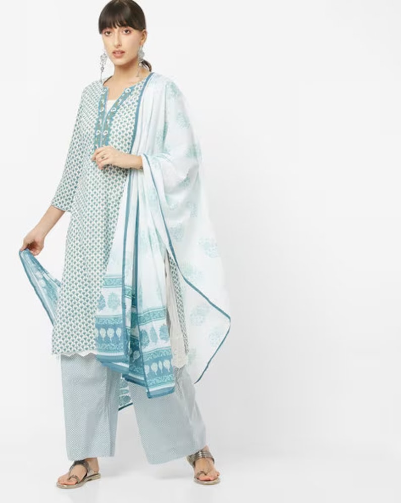 Ethnic cotton batik print kurta set / Embroidered/ Thread Work/Block Print / Bollywood / Long Tunic/ Summer Wear/Batik Print/ Handmade/