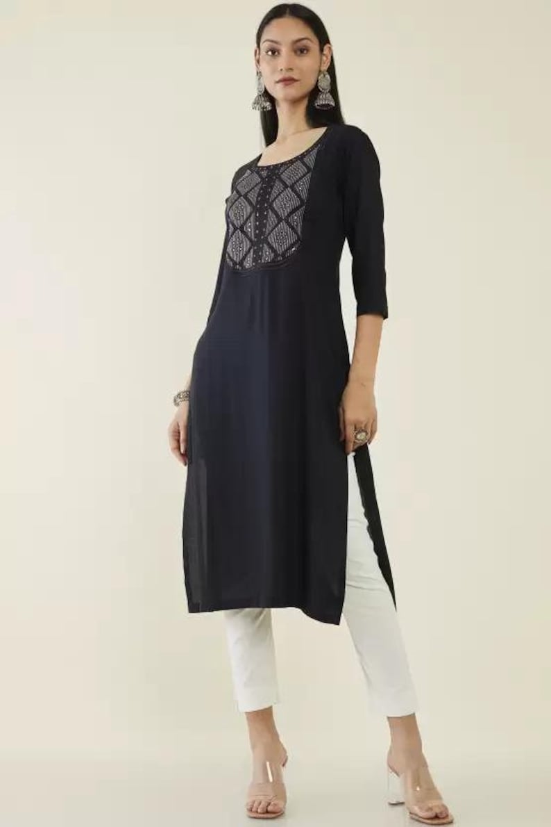 midcalf shirt dress Mid calf shirt dress Colour: Black Size: Xs-3Xl Material: Cotton