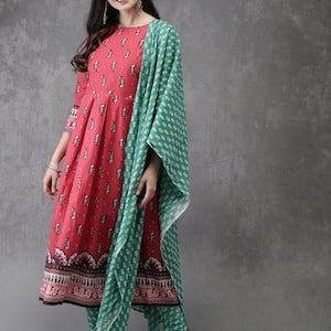 Cotton Kurta With Matching Pant Dupatta /Long Tunic/Dress/Batik/Print/Bollywood/Handmade/Ethnic Bohemian/Traditional/India/Summer/Textiles/