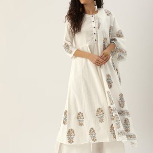 Women Solid Thread Work/ Embroidered/Tunic/Cotton Silk Kurta with Trousers