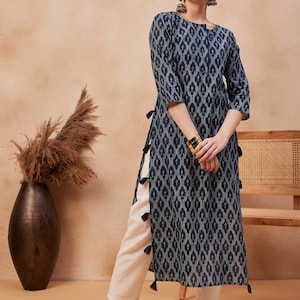 Cotton authentic Kurta/Kurta with Tassel Tunic/Long A line Dress/Batik Print/Bollywood/Handmade/Tassel/Bohemian/India/Summer