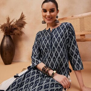 Cotton authentic Kurta/Kurta with Tassel Tunic/Long A line Dress/Batik Print/Bollywood/Handmade/Tassel/Bohemian/India/Summer