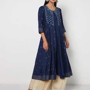 Handmade/Ethnic Cotton Long Kurta With Ethnic Jacket / Tunic/ Embroidered / Thread Work/ Batik Floral Print/ Summer Wear/ India/Boho/