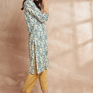 Women Sanganeri Floral Printed Floral Kurta/ Cotton/ India/ Block Print