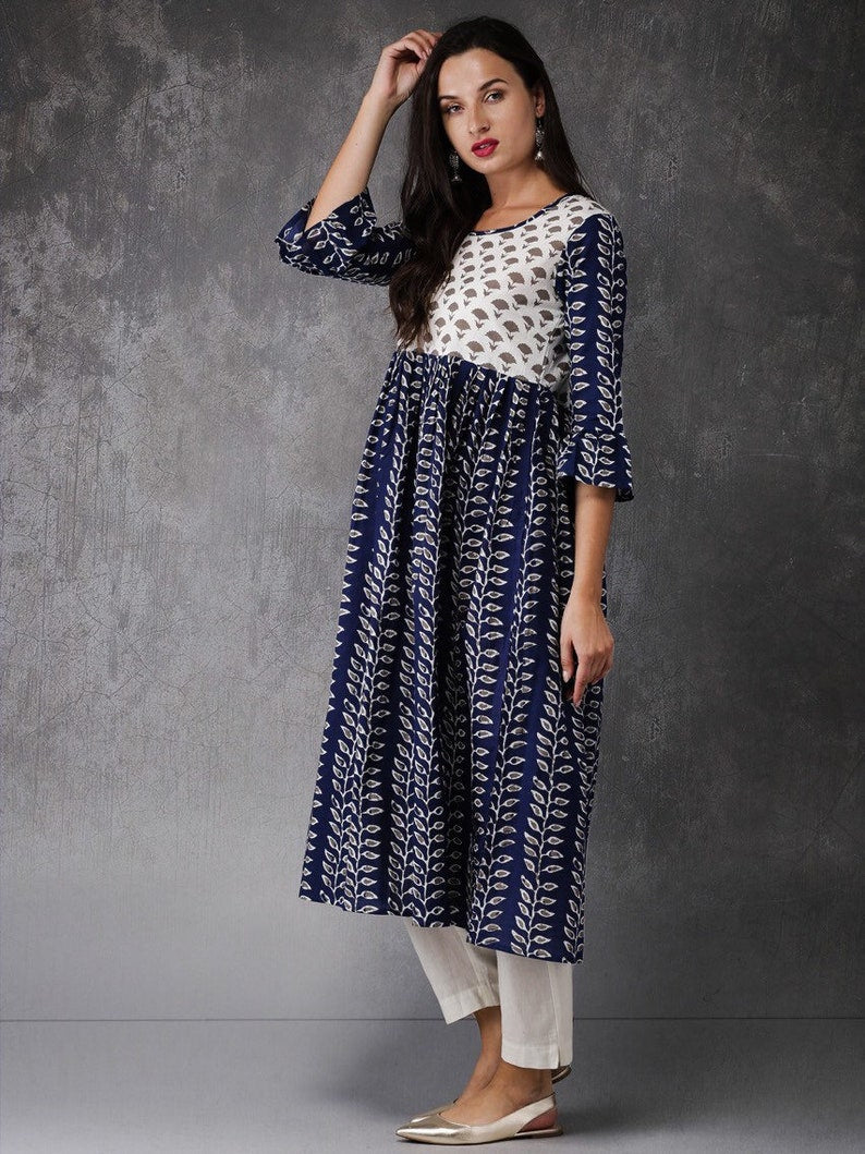 Ethnic blue colored Kurta/Tunic/Boho Style/Batik Print/Dabu Print/Block Print/Bollywood/