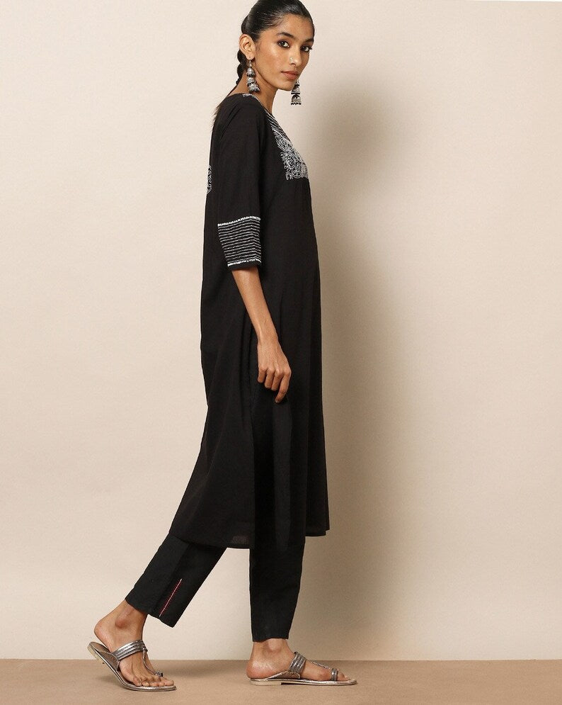 Black Embroidered Kanth work Cotton Kurta/ Indian Kurta/ Long Linen Dress/